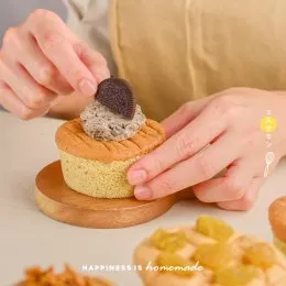 มิส มาม่อน  ความอร่อยของ  "มาม่อนเค้ก" สูตรต้นตำรับ  